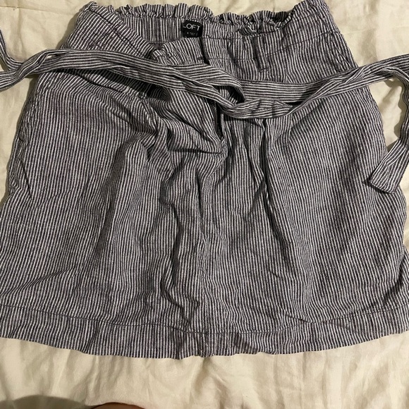 Loft Paperbag linen skit w/belt - Picture 1 of 1